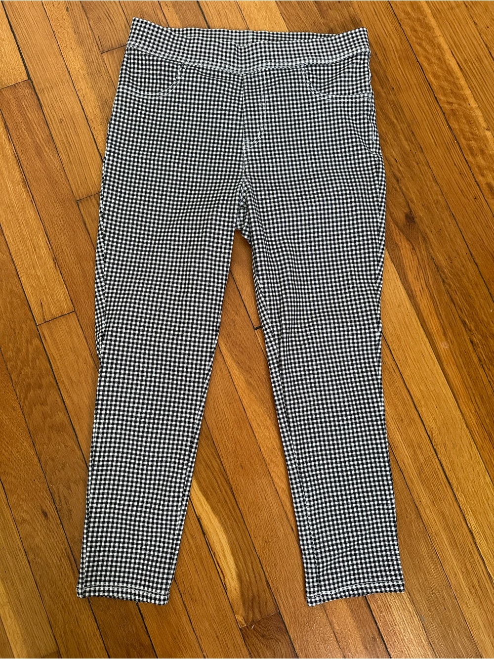 Time and Tru Black and White Gingham Cropped Pants